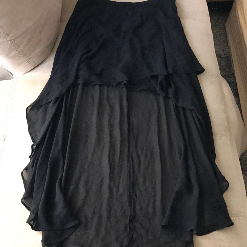 High to low mesh skirt